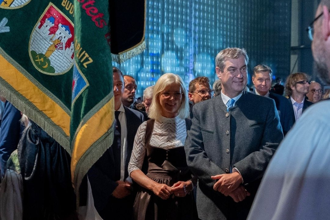 Німеччина боїться, а Зедер не сумує
