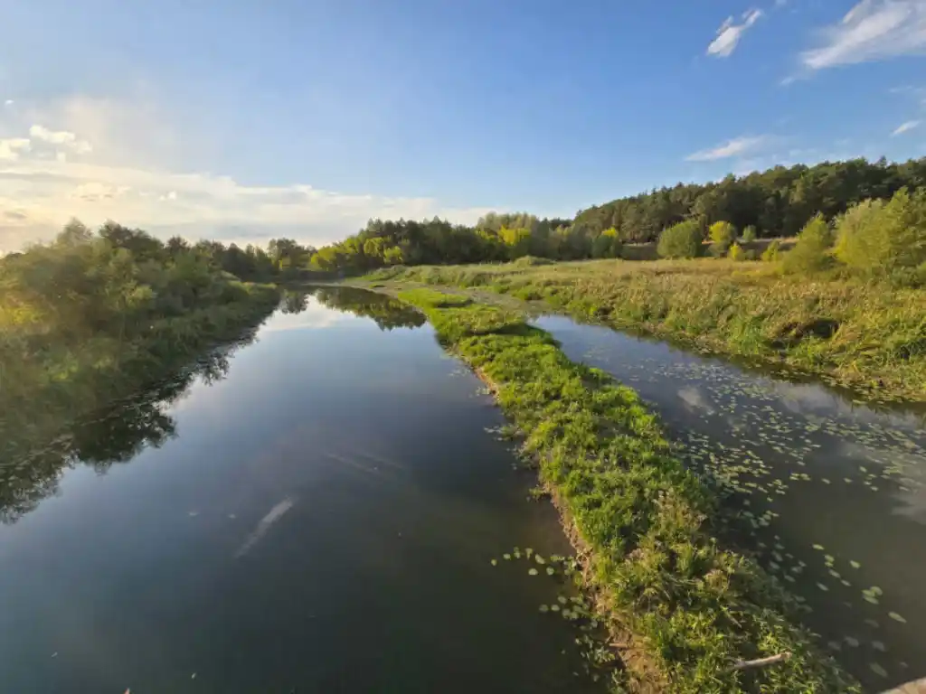 Рятують Горинь: підприємствам суттєво обмежили використання води для виробничих потреб